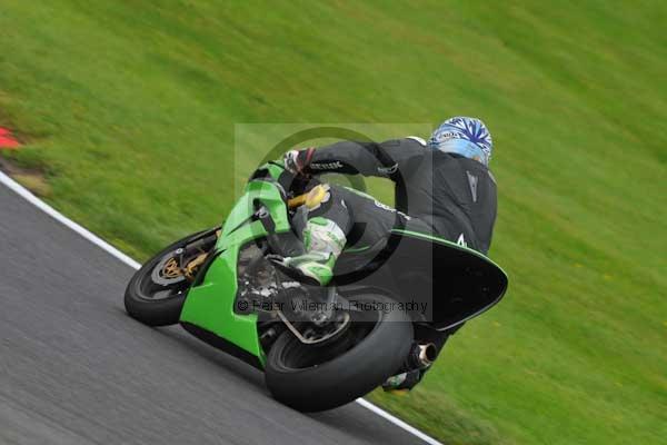 Motorcycle action photographs;cadwell;cadwell park photographs;event digital images;eventdigitalimages;motor racing louth lincolnshire;no limits trackday;peter wileman photography;trackday;trackday digital images;trackday photos