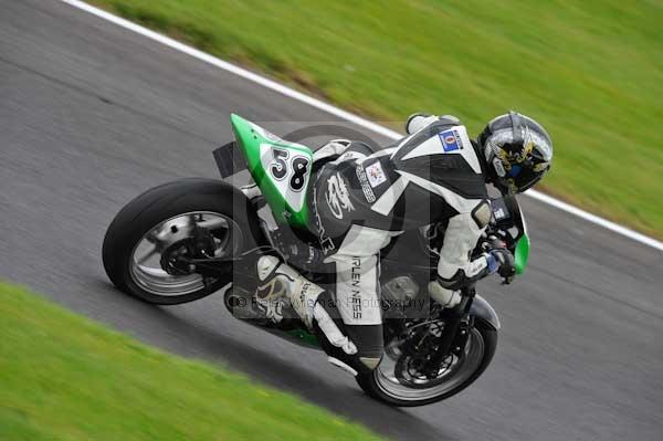Motorcycle action photographs;cadwell;cadwell park photographs;event digital images;eventdigitalimages;motor racing louth lincolnshire;no limits trackday;peter wileman photography;trackday;trackday digital images;trackday photos