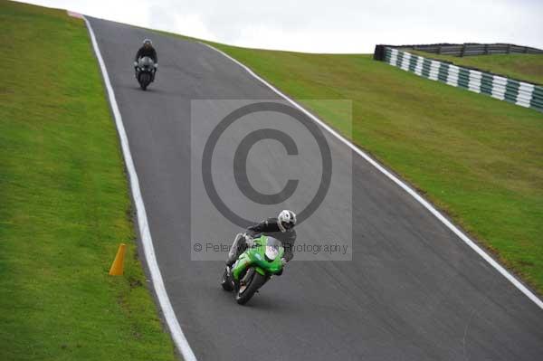 Motorcycle action photographs;cadwell;cadwell park photographs;event digital images;eventdigitalimages;motor racing louth lincolnshire;no limits trackday;peter wileman photography;trackday;trackday digital images;trackday photos