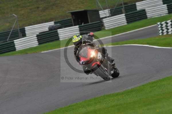 Motorcycle action photographs;cadwell;cadwell park photographs;event digital images;eventdigitalimages;motor racing louth lincolnshire;no limits trackday;peter wileman photography;trackday;trackday digital images;trackday photos