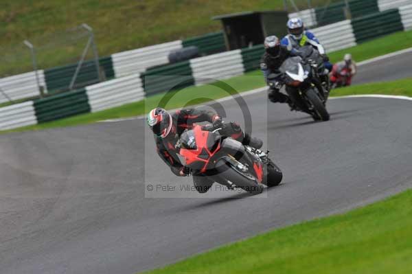 Motorcycle action photographs;cadwell;cadwell park photographs;event digital images;eventdigitalimages;motor racing louth lincolnshire;no limits trackday;peter wileman photography;trackday;trackday digital images;trackday photos