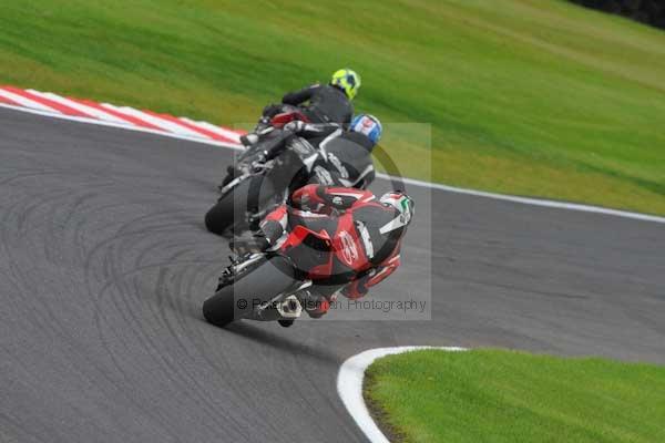 Motorcycle action photographs;cadwell;cadwell park photographs;event digital images;eventdigitalimages;motor racing louth lincolnshire;no limits trackday;peter wileman photography;trackday;trackday digital images;trackday photos
