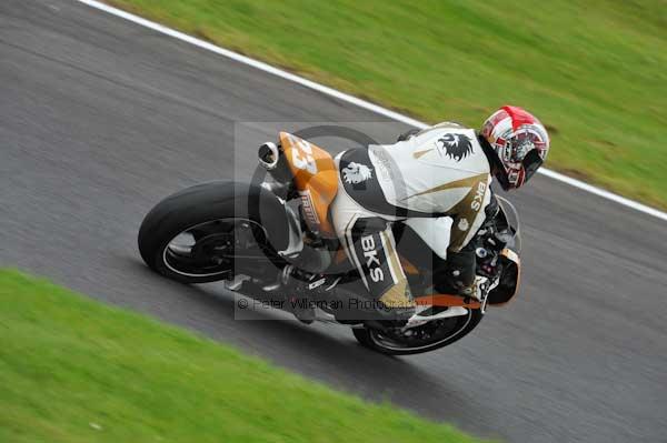 Motorcycle action photographs;cadwell;cadwell park photographs;event digital images;eventdigitalimages;motor racing louth lincolnshire;no limits trackday;peter wileman photography;trackday;trackday digital images;trackday photos