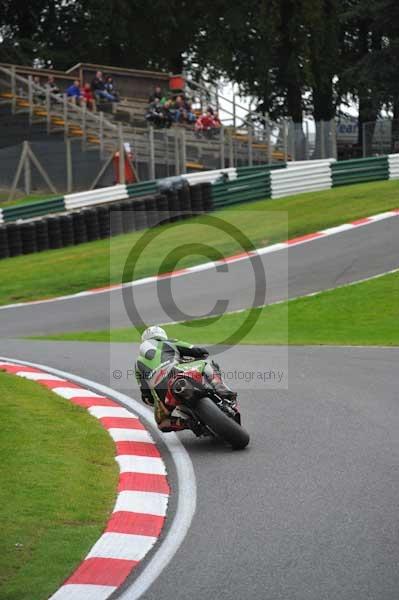 Motorcycle action photographs;cadwell;cadwell park photographs;event digital images;eventdigitalimages;motor racing louth lincolnshire;no limits trackday;peter wileman photography;trackday;trackday digital images;trackday photos