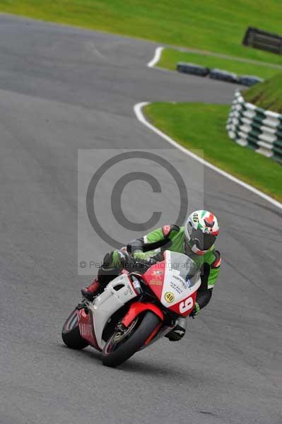 Motorcycle action photographs;cadwell;cadwell park photographs;event digital images;eventdigitalimages;motor racing louth lincolnshire;no limits trackday;peter wileman photography;trackday;trackday digital images;trackday photos