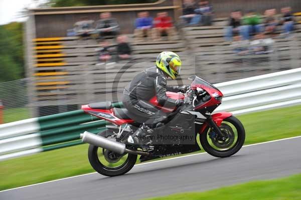 Motorcycle action photographs;cadwell;cadwell park photographs;event digital images;eventdigitalimages;motor racing louth lincolnshire;no limits trackday;peter wileman photography;trackday;trackday digital images;trackday photos
