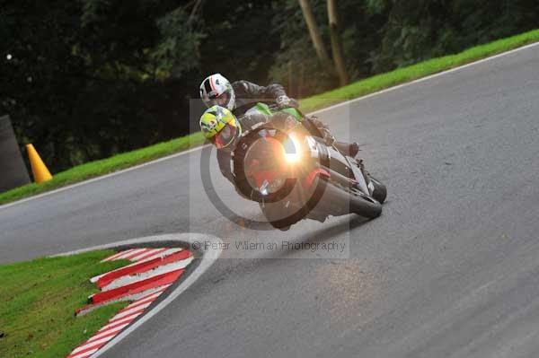 Motorcycle action photographs;cadwell;cadwell park photographs;event digital images;eventdigitalimages;motor racing louth lincolnshire;no limits trackday;peter wileman photography;trackday;trackday digital images;trackday photos