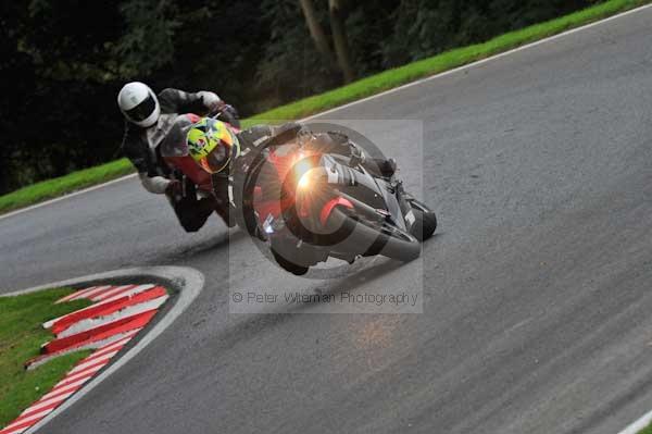 Motorcycle action photographs;cadwell;cadwell park photographs;event digital images;eventdigitalimages;motor racing louth lincolnshire;no limits trackday;peter wileman photography;trackday;trackday digital images;trackday photos