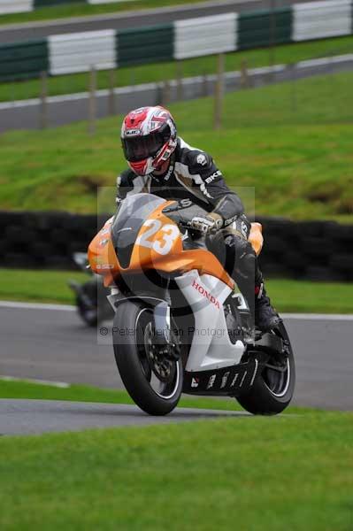 Motorcycle action photographs;cadwell;cadwell park photographs;event digital images;eventdigitalimages;motor racing louth lincolnshire;no limits trackday;peter wileman photography;trackday;trackday digital images;trackday photos