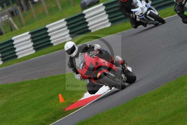 Motorcycle action photographs;cadwell;cadwell park photographs;event digital images;eventdigitalimages;motor racing louth lincolnshire;no limits trackday;peter wileman photography;trackday;trackday digital images;trackday photos