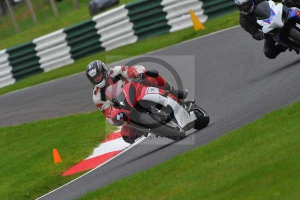 Motorcycle action photographs;cadwell;cadwell park photographs;event digital images;eventdigitalimages;motor racing louth lincolnshire;no limits trackday;peter wileman photography;trackday;trackday digital images;trackday photos