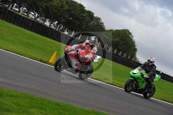 Motorcycle action photographs;cadwell;cadwell park photographs;event digital images;eventdigitalimages;motor racing louth lincolnshire;no limits trackday;peter wileman photography;trackday;trackday digital images;trackday photos