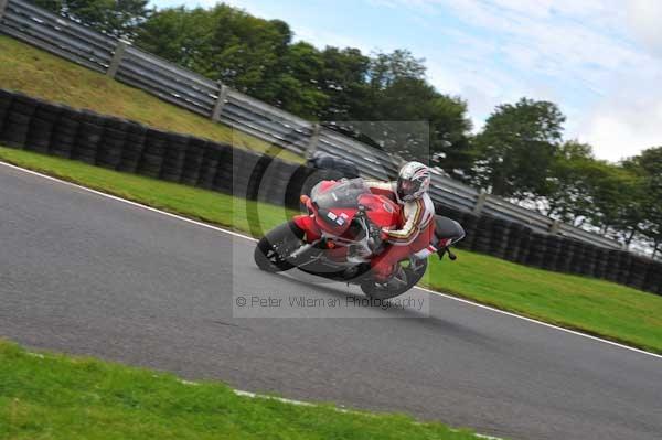 Motorcycle action photographs;cadwell;cadwell park photographs;event digital images;eventdigitalimages;motor racing louth lincolnshire;no limits trackday;peter wileman photography;trackday;trackday digital images;trackday photos