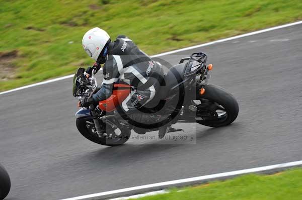 Motorcycle action photographs;cadwell;cadwell park photographs;event digital images;eventdigitalimages;motor racing louth lincolnshire;no limits trackday;peter wileman photography;trackday;trackday digital images;trackday photos