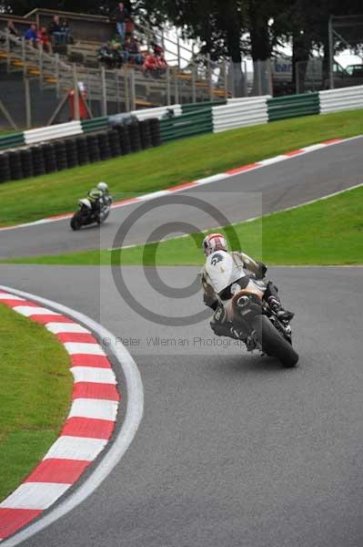 Motorcycle action photographs;cadwell;cadwell park photographs;event digital images;eventdigitalimages;motor racing louth lincolnshire;no limits trackday;peter wileman photography;trackday;trackday digital images;trackday photos