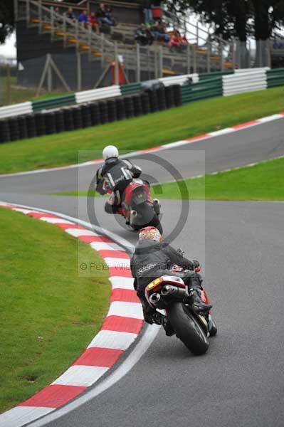 Motorcycle action photographs;cadwell;cadwell park photographs;event digital images;eventdigitalimages;motor racing louth lincolnshire;no limits trackday;peter wileman photography;trackday;trackday digital images;trackday photos