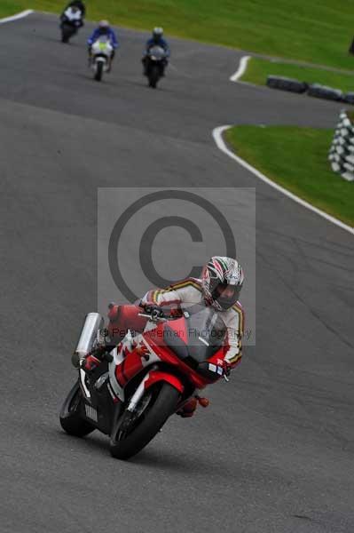 Motorcycle action photographs;cadwell;cadwell park photographs;event digital images;eventdigitalimages;motor racing louth lincolnshire;no limits trackday;peter wileman photography;trackday;trackday digital images;trackday photos