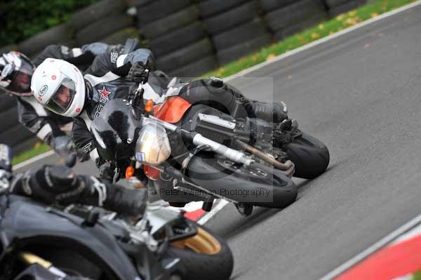 Motorcycle action photographs;cadwell;cadwell park photographs;event digital images;eventdigitalimages;motor racing louth lincolnshire;no limits trackday;peter wileman photography;trackday;trackday digital images;trackday photos