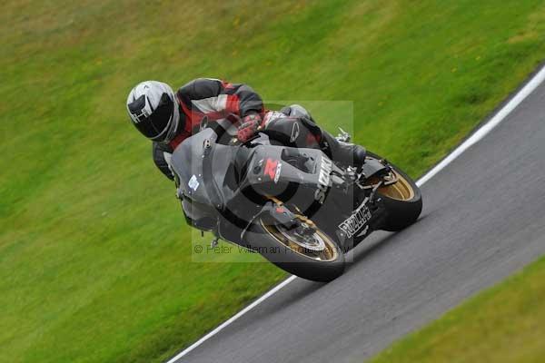 Motorcycle action photographs;cadwell;cadwell park photographs;event digital images;eventdigitalimages;motor racing louth lincolnshire;no limits trackday;peter wileman photography;trackday;trackday digital images;trackday photos