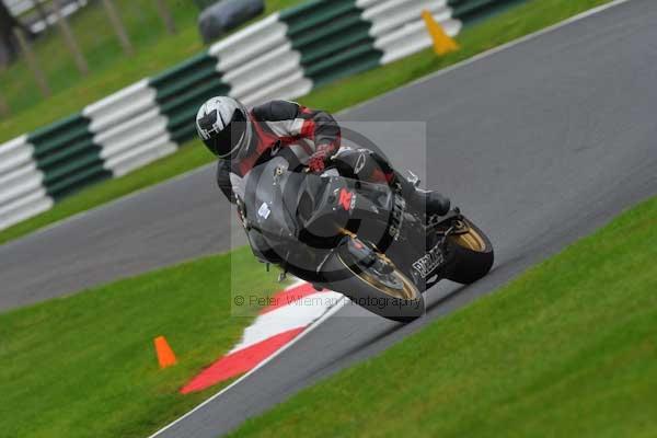 Motorcycle action photographs;cadwell;cadwell park photographs;event digital images;eventdigitalimages;motor racing louth lincolnshire;no limits trackday;peter wileman photography;trackday;trackday digital images;trackday photos