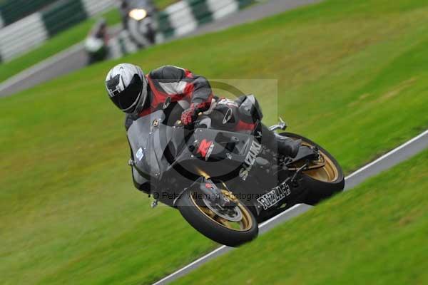 Motorcycle action photographs;cadwell;cadwell park photographs;event digital images;eventdigitalimages;motor racing louth lincolnshire;no limits trackday;peter wileman photography;trackday;trackday digital images;trackday photos