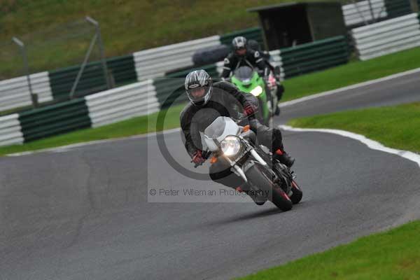 Motorcycle action photographs;cadwell;cadwell park photographs;event digital images;eventdigitalimages;motor racing louth lincolnshire;no limits trackday;peter wileman photography;trackday;trackday digital images;trackday photos