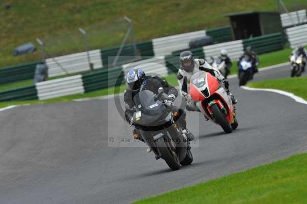 Motorcycle action photographs;cadwell;cadwell park photographs;event digital images;eventdigitalimages;motor racing louth lincolnshire;no limits trackday;peter wileman photography;trackday;trackday digital images;trackday photos