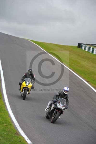 Motorcycle action photographs;cadwell;cadwell park photographs;event digital images;eventdigitalimages;motor racing louth lincolnshire;no limits trackday;peter wileman photography;trackday;trackday digital images;trackday photos