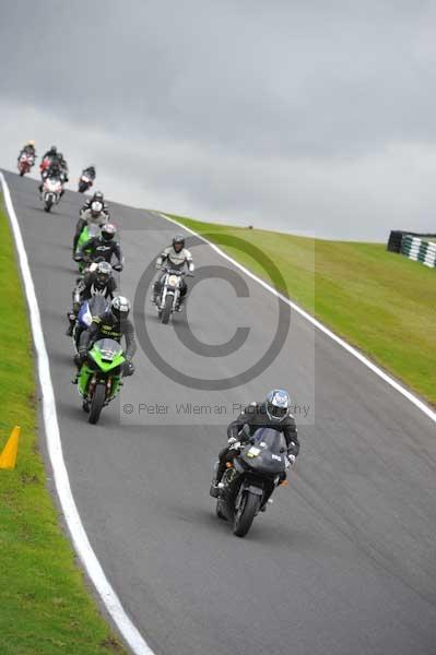 Motorcycle action photographs;cadwell;cadwell park photographs;event digital images;eventdigitalimages;motor racing louth lincolnshire;no limits trackday;peter wileman photography;trackday;trackday digital images;trackday photos