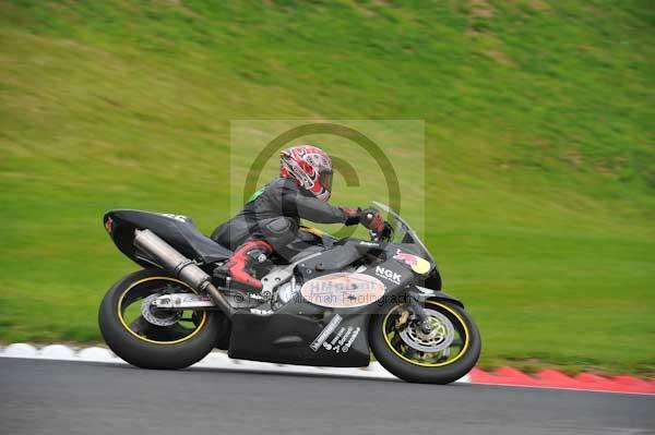 Motorcycle action photographs;cadwell;cadwell park photographs;event digital images;eventdigitalimages;motor racing louth lincolnshire;no limits trackday;peter wileman photography;trackday;trackday digital images;trackday photos