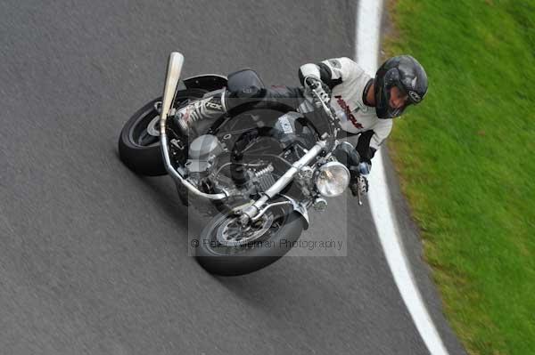 Motorcycle action photographs;cadwell;cadwell park photographs;event digital images;eventdigitalimages;motor racing louth lincolnshire;no limits trackday;peter wileman photography;trackday;trackday digital images;trackday photos