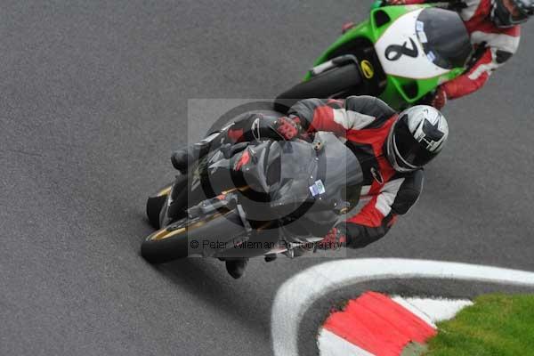 Motorcycle action photographs;cadwell;cadwell park photographs;event digital images;eventdigitalimages;motor racing louth lincolnshire;no limits trackday;peter wileman photography;trackday;trackday digital images;trackday photos
