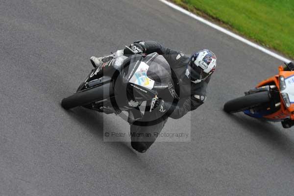 Motorcycle action photographs;cadwell;cadwell park photographs;event digital images;eventdigitalimages;motor racing louth lincolnshire;no limits trackday;peter wileman photography;trackday;trackday digital images;trackday photos