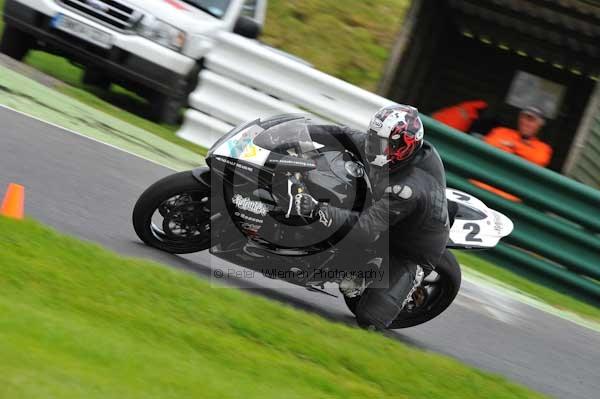Motorcycle action photographs;cadwell;cadwell park photographs;event digital images;eventdigitalimages;motor racing louth lincolnshire;no limits trackday;peter wileman photography;trackday;trackday digital images;trackday photos