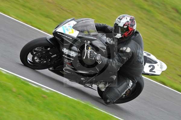 Motorcycle action photographs;cadwell;cadwell park photographs;event digital images;eventdigitalimages;motor racing louth lincolnshire;no limits trackday;peter wileman photography;trackday;trackday digital images;trackday photos