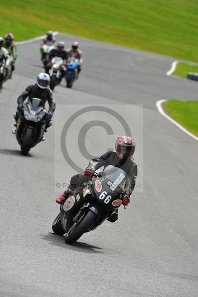 Motorcycle action photographs;cadwell;cadwell park photographs;event digital images;eventdigitalimages;motor racing louth lincolnshire;no limits trackday;peter wileman photography;trackday;trackday digital images;trackday photos