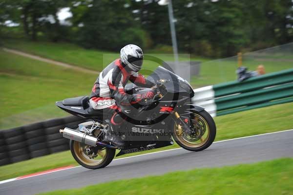 Motorcycle action photographs;cadwell;cadwell park photographs;event digital images;eventdigitalimages;motor racing louth lincolnshire;no limits trackday;peter wileman photography;trackday;trackday digital images;trackday photos