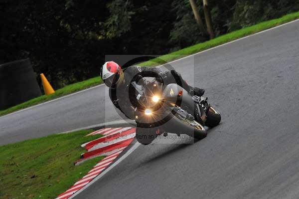 Motorcycle action photographs;cadwell;cadwell park photographs;event digital images;eventdigitalimages;motor racing louth lincolnshire;no limits trackday;peter wileman photography;trackday;trackday digital images;trackday photos