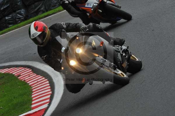 Motorcycle action photographs;cadwell;cadwell park photographs;event digital images;eventdigitalimages;motor racing louth lincolnshire;no limits trackday;peter wileman photography;trackday;trackday digital images;trackday photos