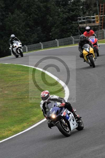 Motorcycle action photographs;cadwell;cadwell park photographs;event digital images;eventdigitalimages;motor racing louth lincolnshire;no limits trackday;peter wileman photography;trackday;trackday digital images;trackday photos