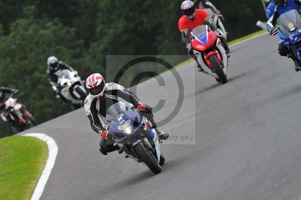 Motorcycle action photographs;cadwell;cadwell park photographs;event digital images;eventdigitalimages;motor racing louth lincolnshire;no limits trackday;peter wileman photography;trackday;trackday digital images;trackday photos