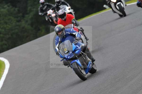 Motorcycle action photographs;cadwell;cadwell park photographs;event digital images;eventdigitalimages;motor racing louth lincolnshire;no limits trackday;peter wileman photography;trackday;trackday digital images;trackday photos
