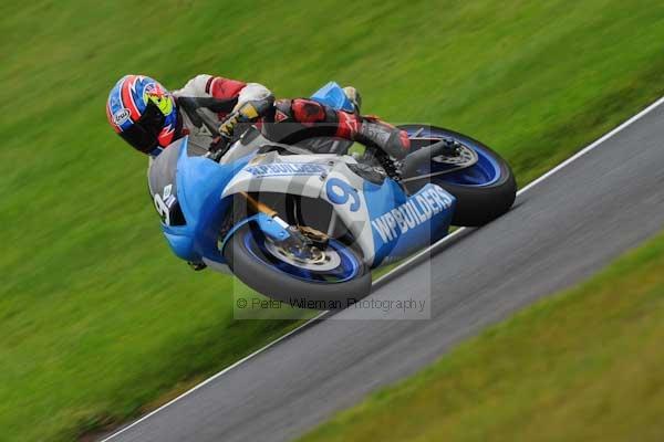 Motorcycle action photographs;cadwell;cadwell park photographs;event digital images;eventdigitalimages;motor racing louth lincolnshire;no limits trackday;peter wileman photography;trackday;trackday digital images;trackday photos