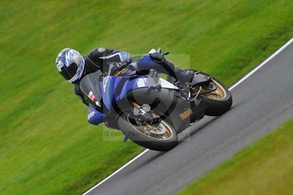 Motorcycle action photographs;cadwell;cadwell park photographs;event digital images;eventdigitalimages;motor racing louth lincolnshire;no limits trackday;peter wileman photography;trackday;trackday digital images;trackday photos