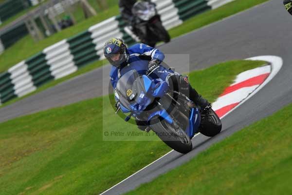 Motorcycle action photographs;cadwell;cadwell park photographs;event digital images;eventdigitalimages;motor racing louth lincolnshire;no limits trackday;peter wileman photography;trackday;trackday digital images;trackday photos