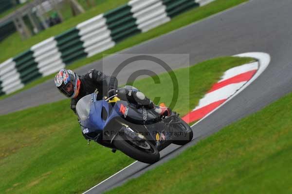 Motorcycle action photographs;cadwell;cadwell park photographs;event digital images;eventdigitalimages;motor racing louth lincolnshire;no limits trackday;peter wileman photography;trackday;trackday digital images;trackday photos