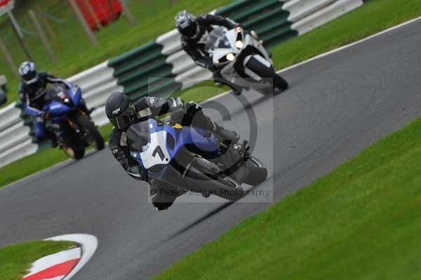 Motorcycle action photographs;cadwell;cadwell park photographs;event digital images;eventdigitalimages;motor racing louth lincolnshire;no limits trackday;peter wileman photography;trackday;trackday digital images;trackday photos