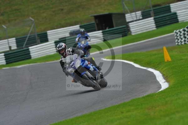 Motorcycle action photographs;cadwell;cadwell park photographs;event digital images;eventdigitalimages;motor racing louth lincolnshire;no limits trackday;peter wileman photography;trackday;trackday digital images;trackday photos