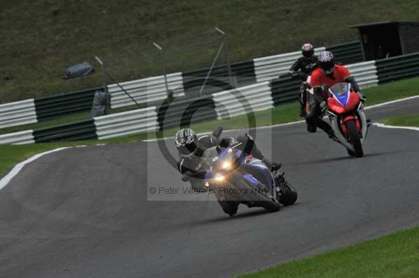 Motorcycle action photographs;cadwell;cadwell park photographs;event digital images;eventdigitalimages;motor racing louth lincolnshire;no limits trackday;peter wileman photography;trackday;trackday digital images;trackday photos
