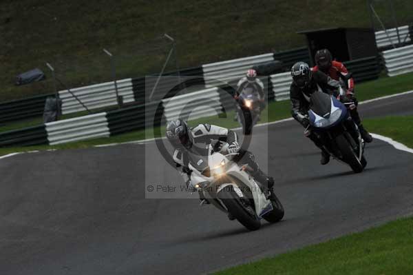 Motorcycle action photographs;cadwell;cadwell park photographs;event digital images;eventdigitalimages;motor racing louth lincolnshire;no limits trackday;peter wileman photography;trackday;trackday digital images;trackday photos